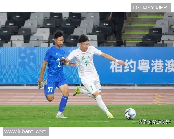 足球明星抽签盛况全景图赏析与精彩瞬间回顾